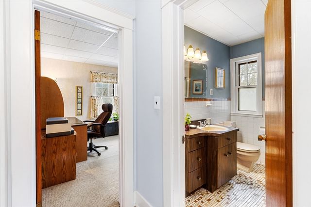 67 Lowell St, Lexington, MA 02420