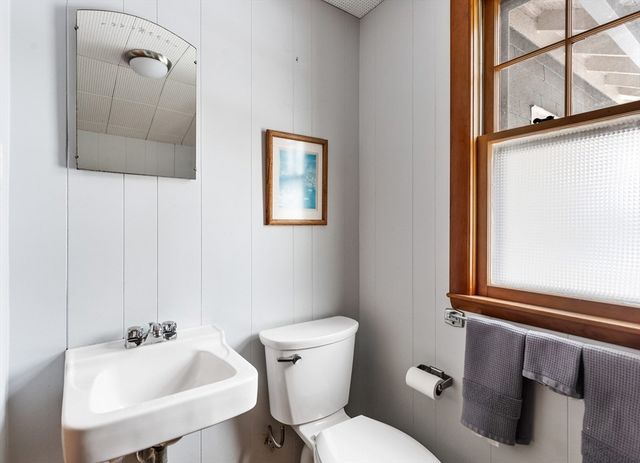 67 Lowell St, Lexington, MA 02420