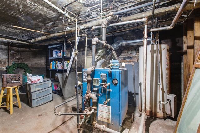 8245 S Evans Avenue, Chicago, IL 60619