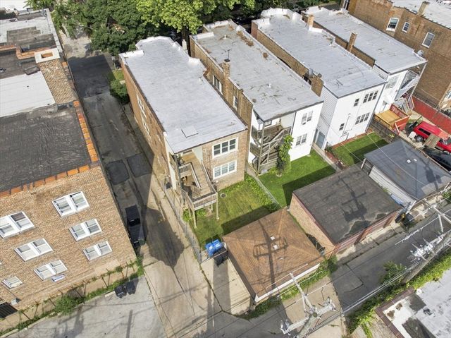 8245 S Evans Avenue, Chicago, IL 60619