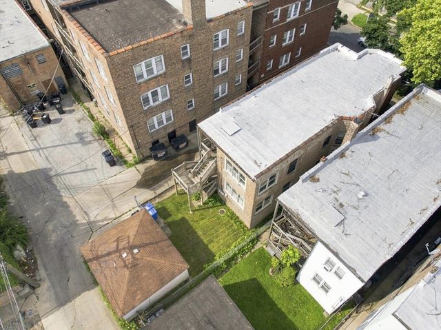 8245 S Evans Avenue, Chicago, IL 60619