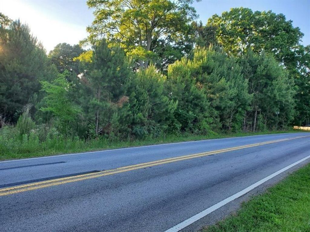 5052 Hiram Lithia Springs Road, Powder Springs, GA 30127