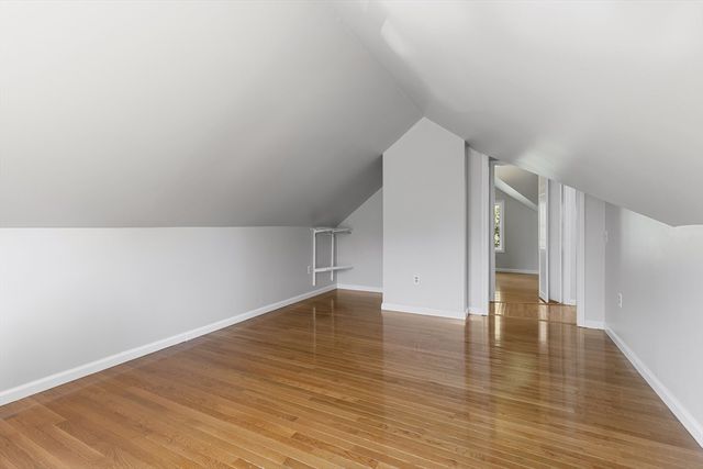8 Locust Ln 4, Watertown, MA 02472