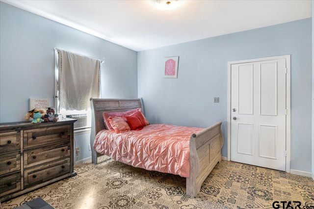 3109 Shaw, Tyler, TX 75701