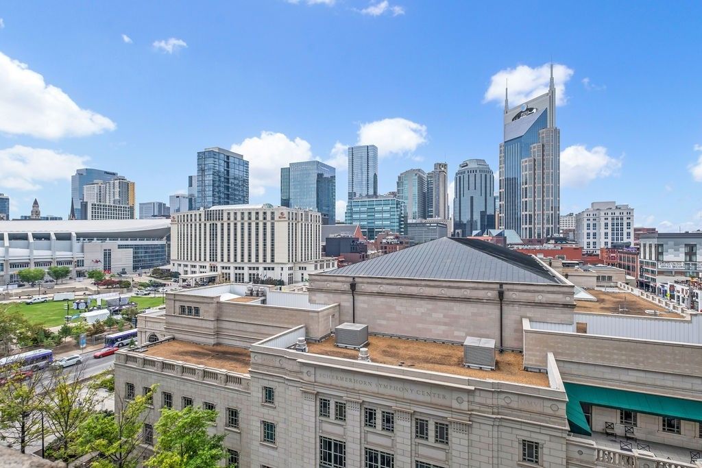 301 Demonbreun St Unit 1713, Nashville, TN 37201