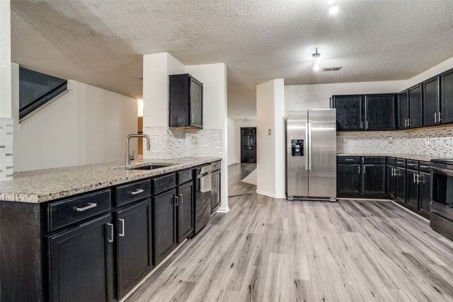 1130 Annie Oakley Drive, Anna, TX 75409