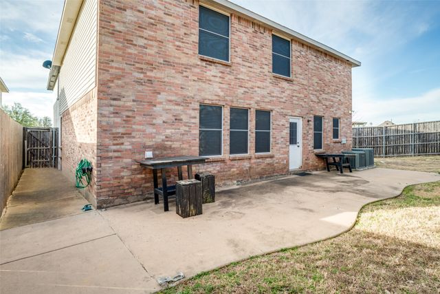 1130 Annie Oakley Drive, Anna, TX 75409