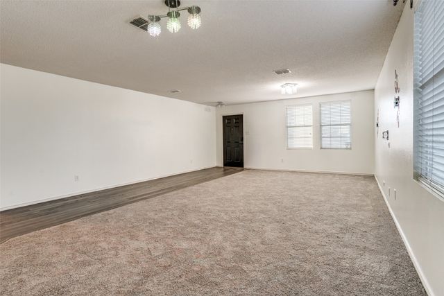1130 Annie Oakley Drive, Anna, TX 75409