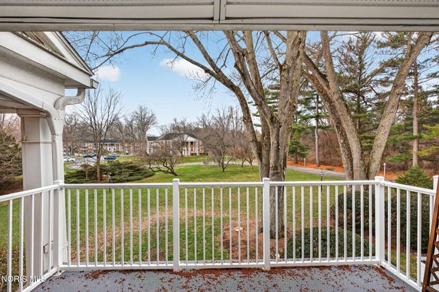 5679 Monroe Street, Unit 212, Sylvania, OH 43560