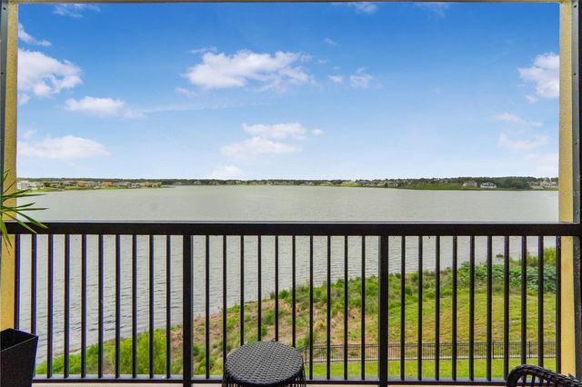 16300 COUNTY ROAD 455 401, Montverde, FL 34756
