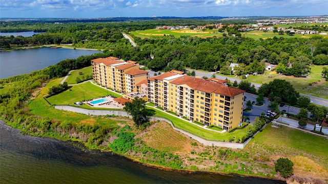 16300 COUNTY ROAD 455 401, Montverde, FL 34756