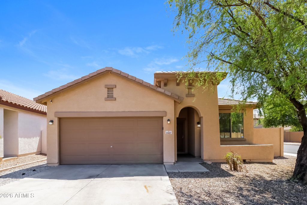 2427 S 101st Lane, Tolleson, AZ 85353