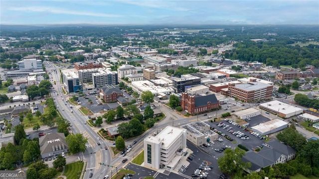 311 Vinings Walk NW, Gainesville, GA 30501