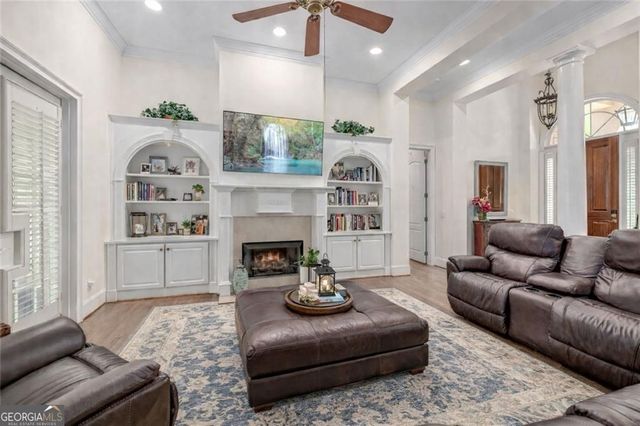 311 Vinings Walk NW, Gainesville, GA 30501