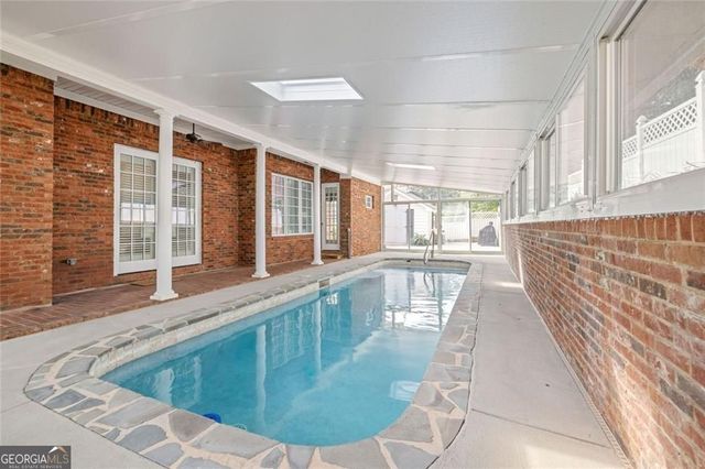 311 Vinings Walk NW, Gainesville, GA 30501