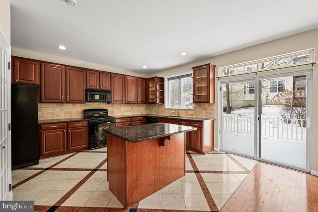 120 ELIZABETH CT, Malvern, PA 19355