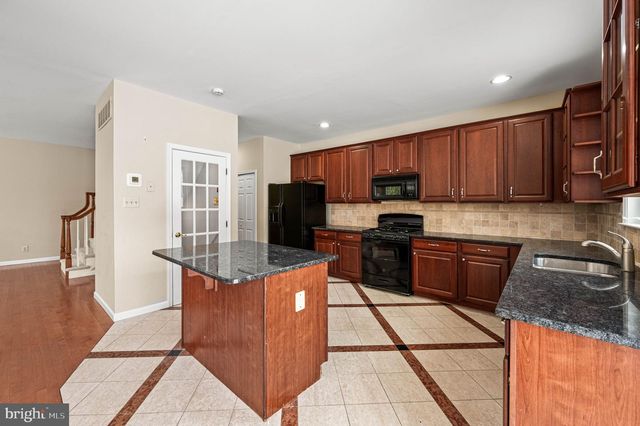 120 ELIZABETH CT, Malvern, PA 19355