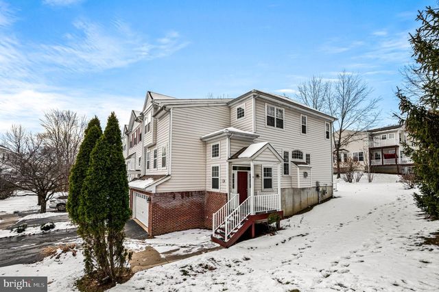 120 ELIZABETH CT, Malvern, PA 19355