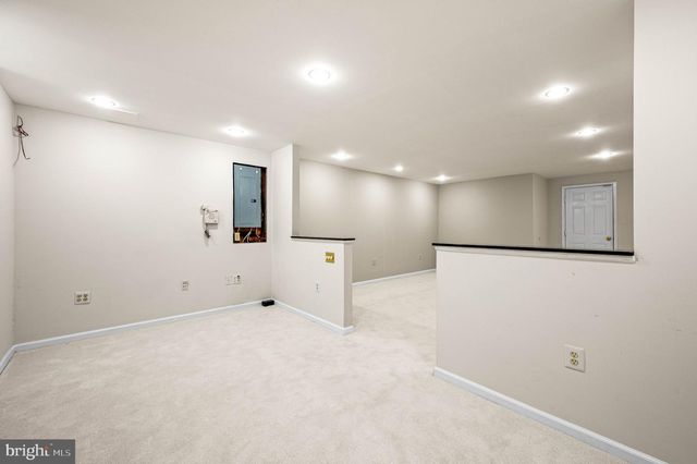 120 ELIZABETH CT, Malvern, PA 19355