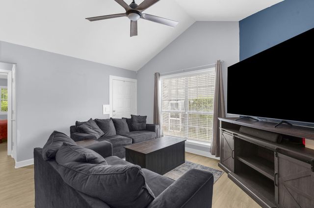 2187 Spoleto Lane, North Charleston, SC 29406