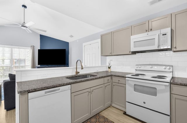 2187 Spoleto Lane, North Charleston, SC 29406