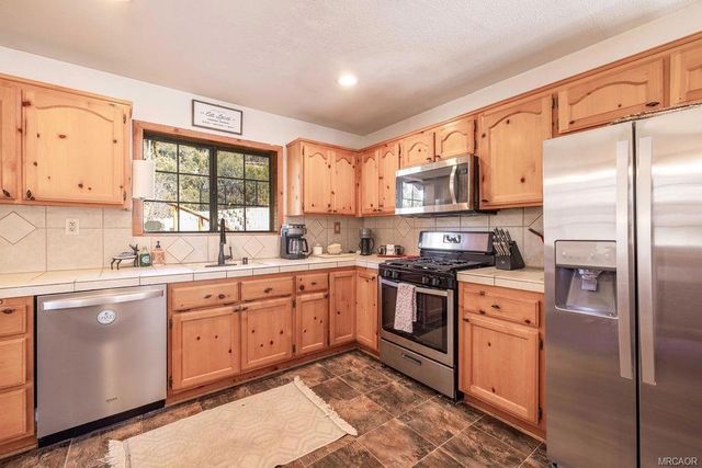 43935 Mendocino Drive, Big Bear, CA 92315