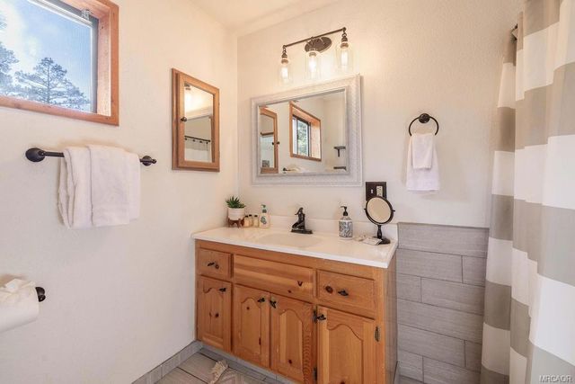 43935 Mendocino Drive, Big Bear, CA 92315