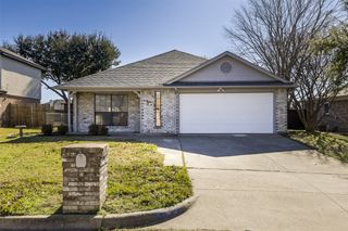 1610 Oxford Drive, Mansfield, TX 76063