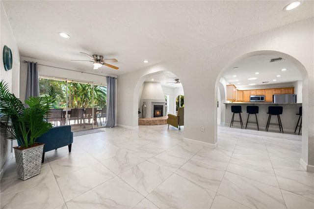 3524 S SCHOOL AVENUE, Sarasota, FL 34239