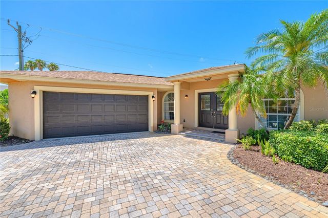 3524 S SCHOOL AVENUE, Sarasota, FL 34239