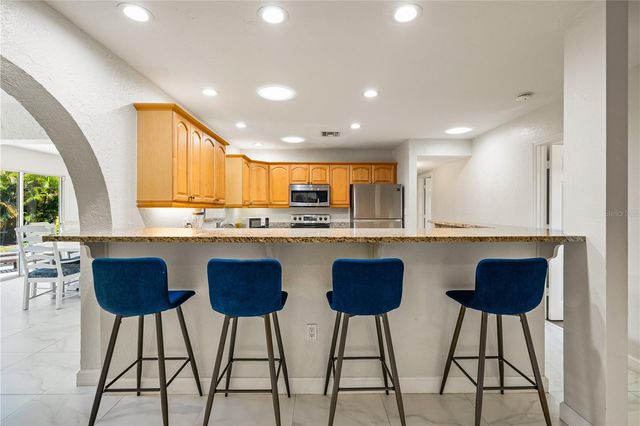 3524 S SCHOOL AVENUE, Sarasota, FL 34239