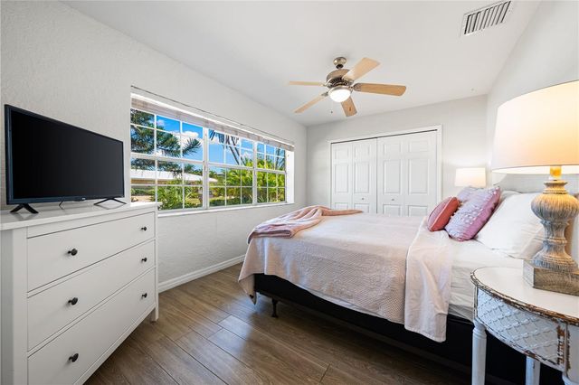 3524 S SCHOOL AVENUE, Sarasota, FL 34239