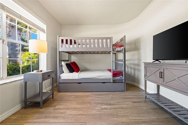 3524 S SCHOOL AVENUE, Sarasota, FL 34239