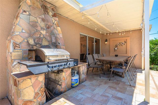 3524 S SCHOOL AVENUE, Sarasota, FL 34239