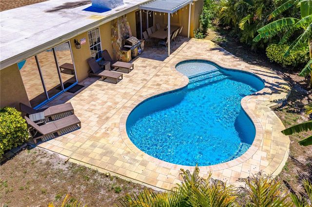3524 S SCHOOL AVENUE, Sarasota, FL 34239