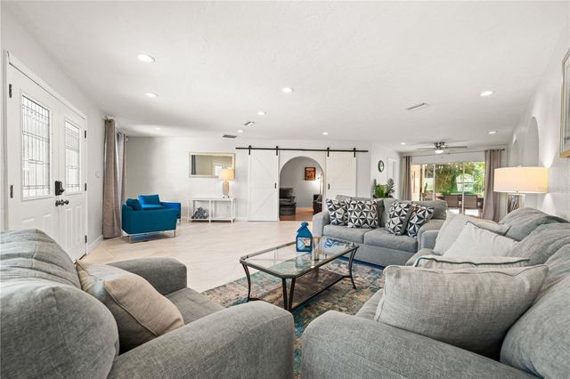 3524 S SCHOOL AVENUE, Sarasota, FL 34239