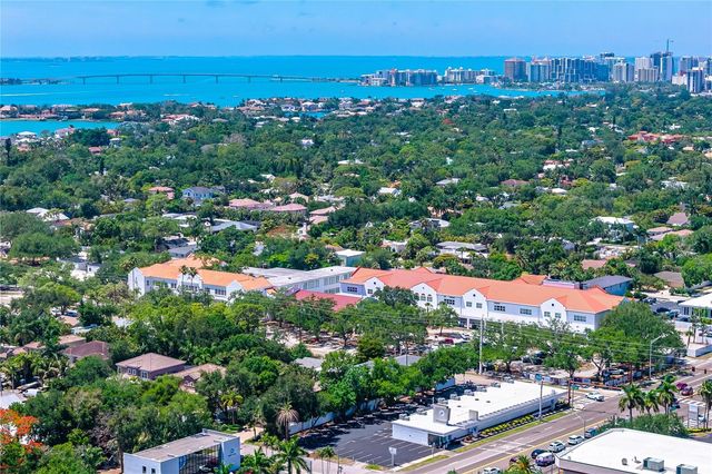3524 S SCHOOL AVENUE, Sarasota, FL 34239