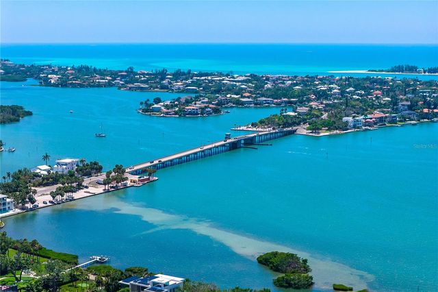 3524 S SCHOOL AVENUE, Sarasota, FL 34239
