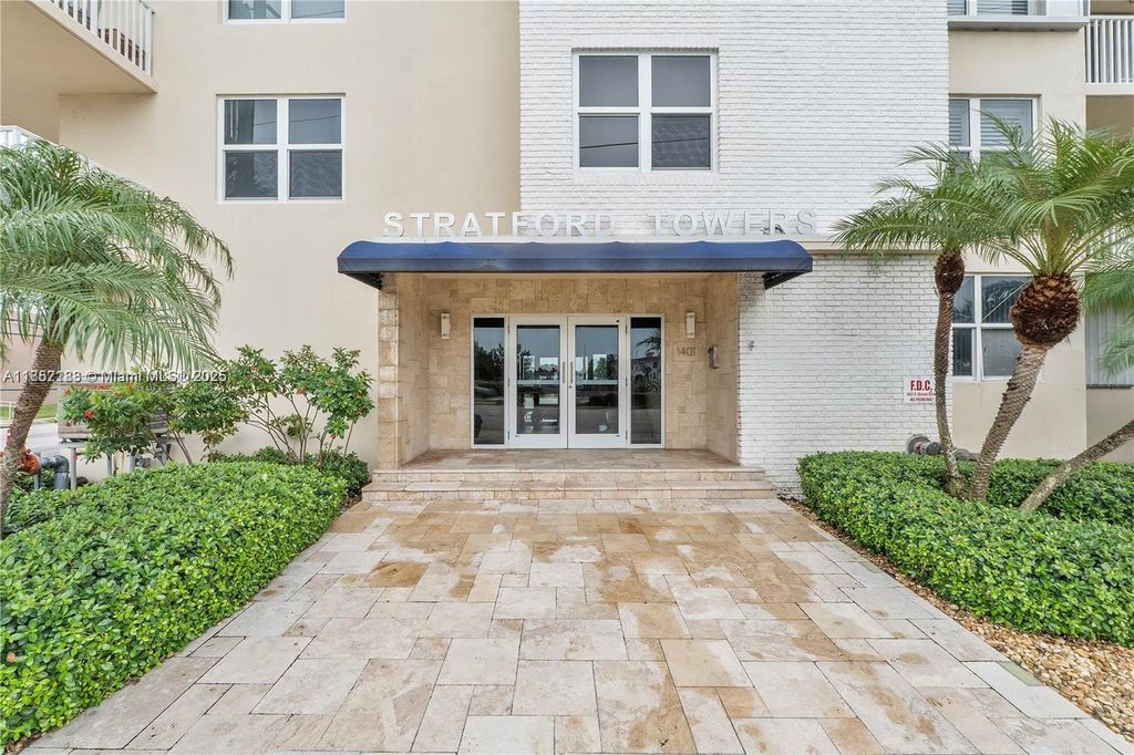 1401 S Ocean Dr PH2, Hollywood, FL 33019
