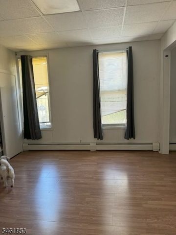 1307 Summit Ave, Union City, NJ 07087