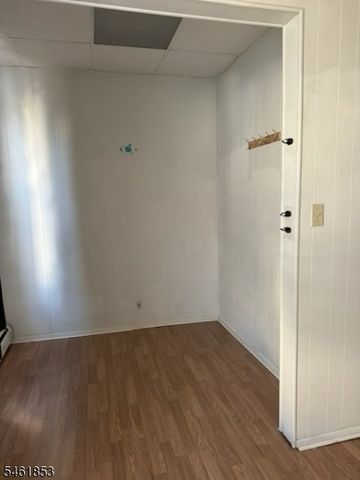 1307 Summit Ave, Union City, NJ 07087