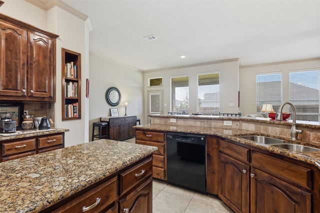 1608 Salado Trail, Weatherford, TX 76087