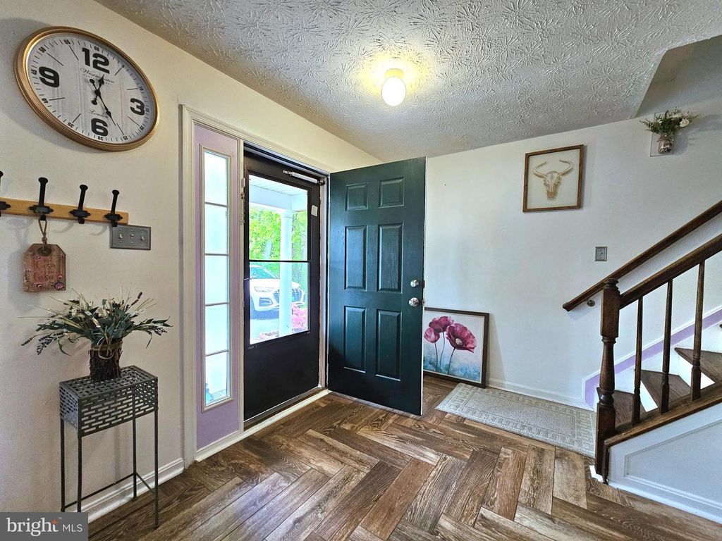 Image 5 of property listing at 2506 INDIANS LAIR, Edgewood, MD 21040