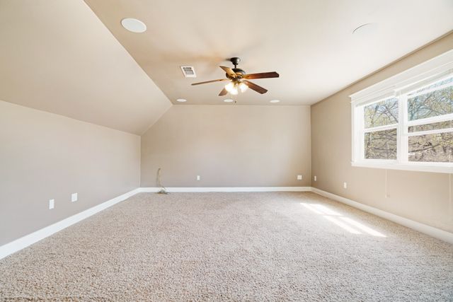 360 County Road 42570, Paris, TX 75462