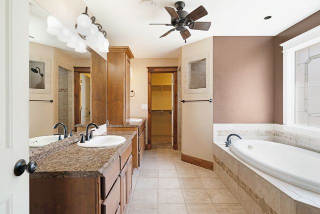 360 County Road 42570, Paris, TX 75462