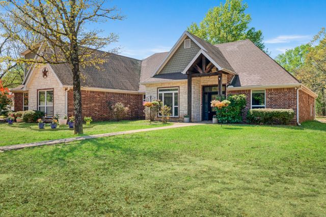 360 County Road 42570, Paris, TX 75462