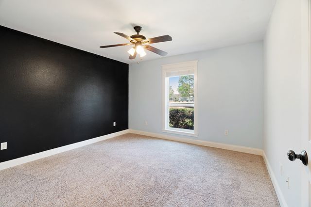 360 County Road 42570, Paris, TX 75462