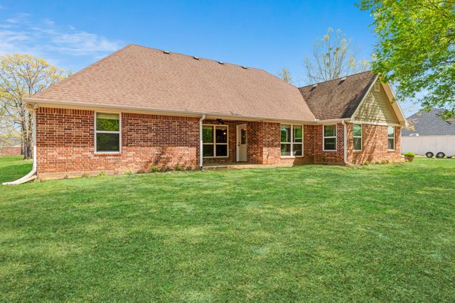 360 County Road 42570, Paris, TX 75462