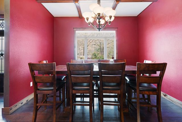 360 County Road 42570, Paris, TX 75462