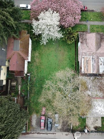 811 S L Street, Tacoma, WA 98405